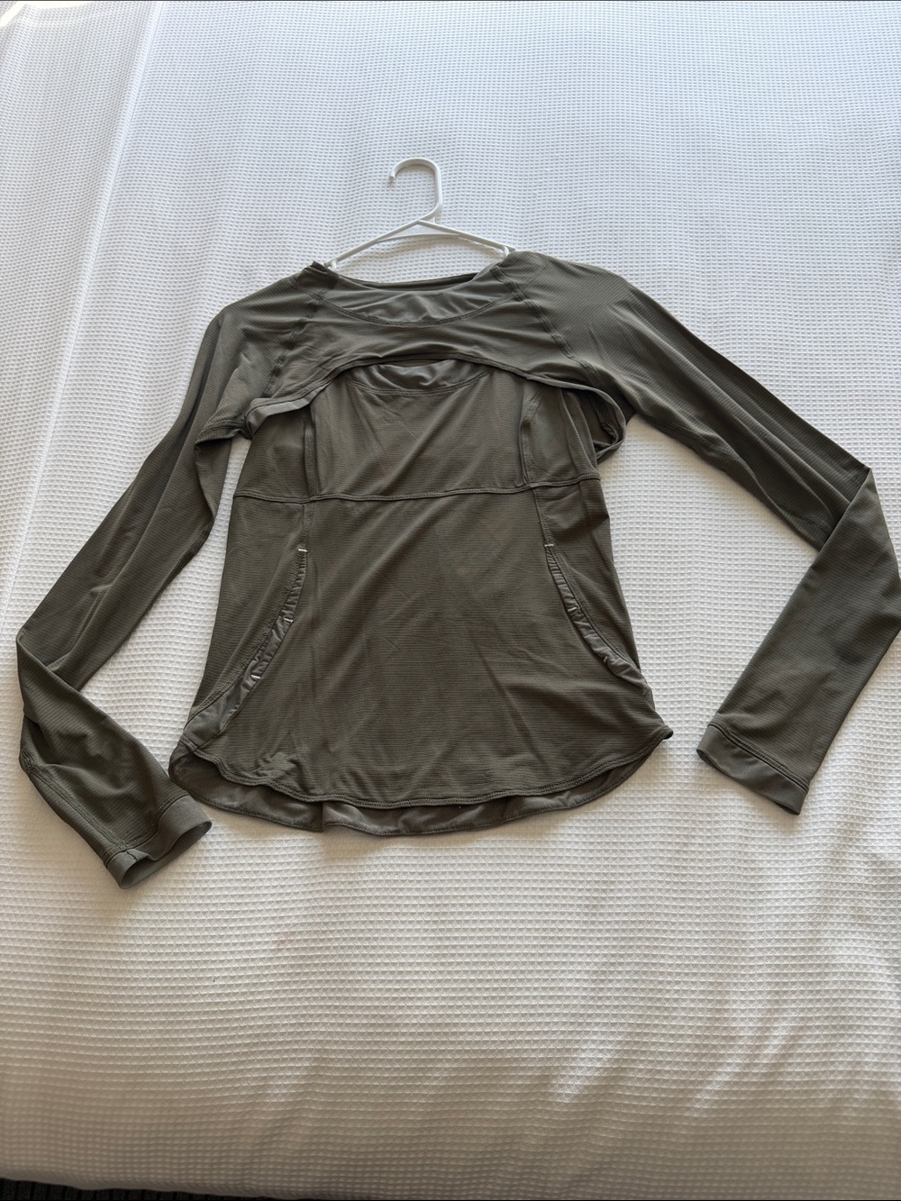 Lululemon Vintage 2 Piece Olive Top w/ Sleeves 4